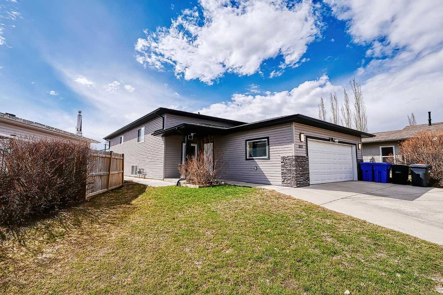 Carstairs, AB T0M 0N0,822 Beckner CRES