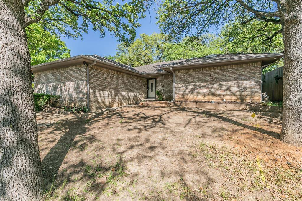 Arlington, TX 76016,2707 Woodshire Drive