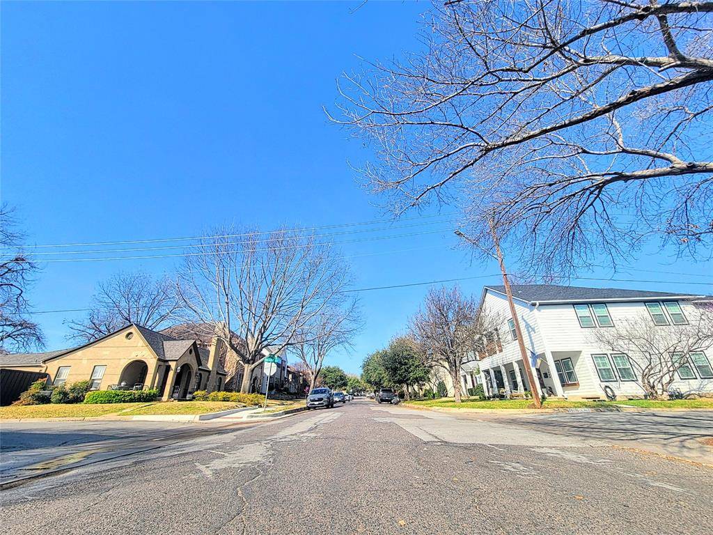 Fort Worth, TX 76107,3336 W 4th Street