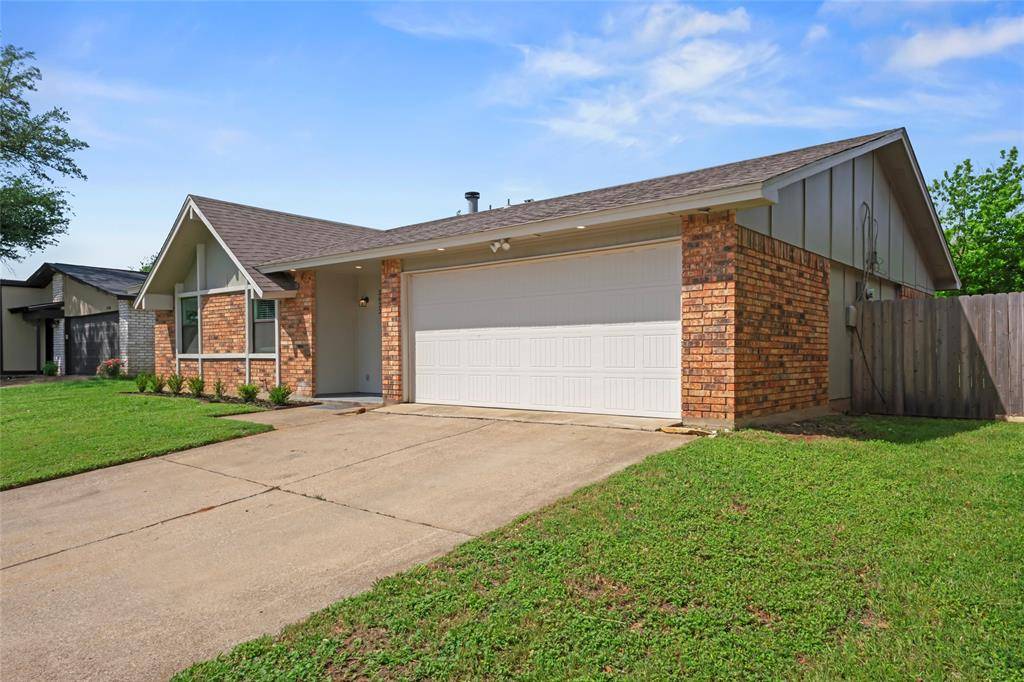 Arlington, TX 76016,2622 Ridgemoor Court