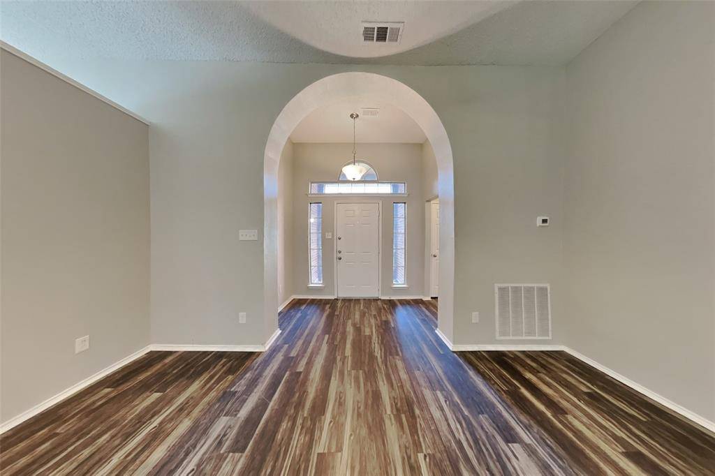 Arlington, TX 76018,4817 Shadow Crest Drive