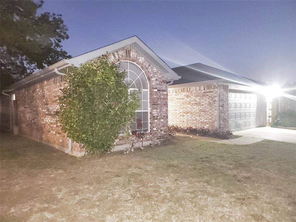 Desoto, TX 75115,505 Starling Drive