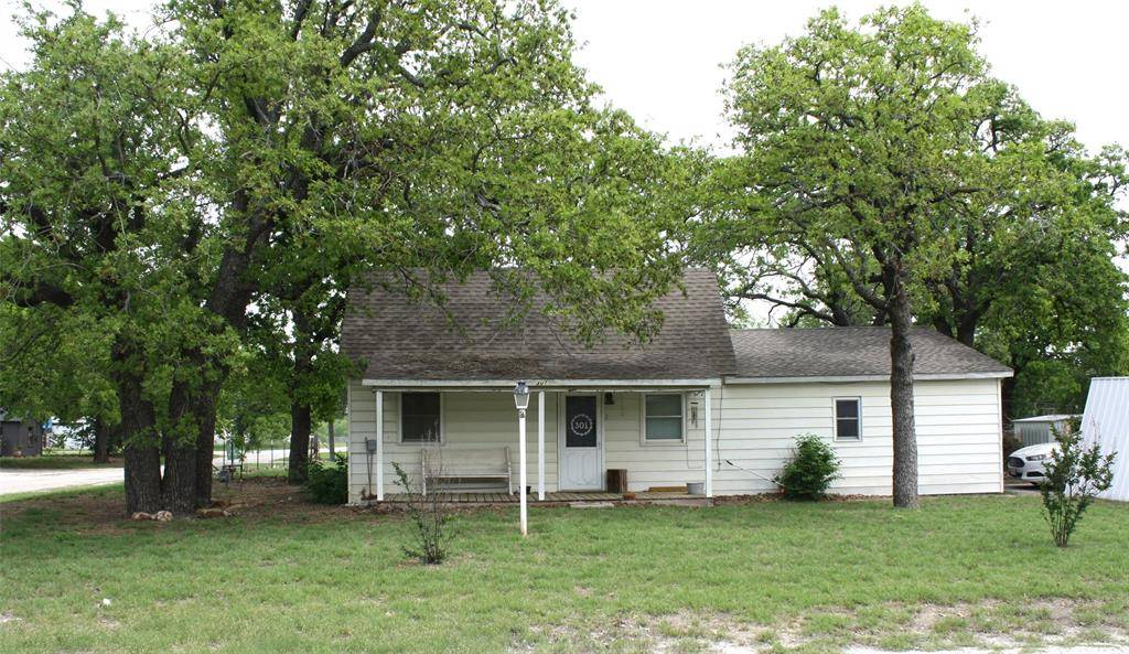 Montague, TX 76251,301 Grand Street