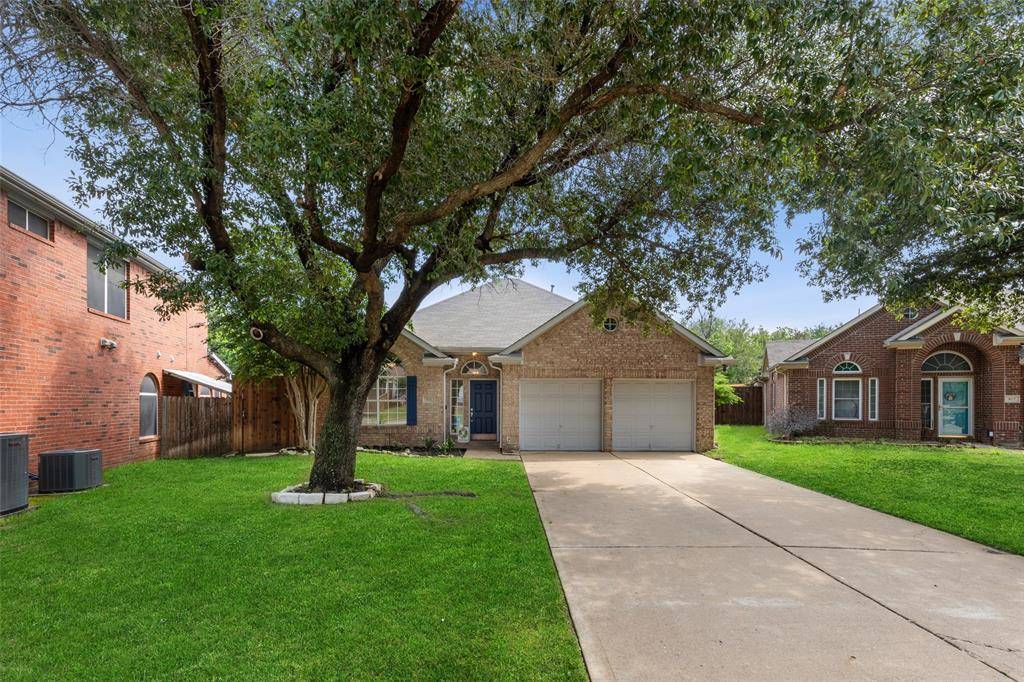 Lewisville, TX 75077,821 Tablerock Way