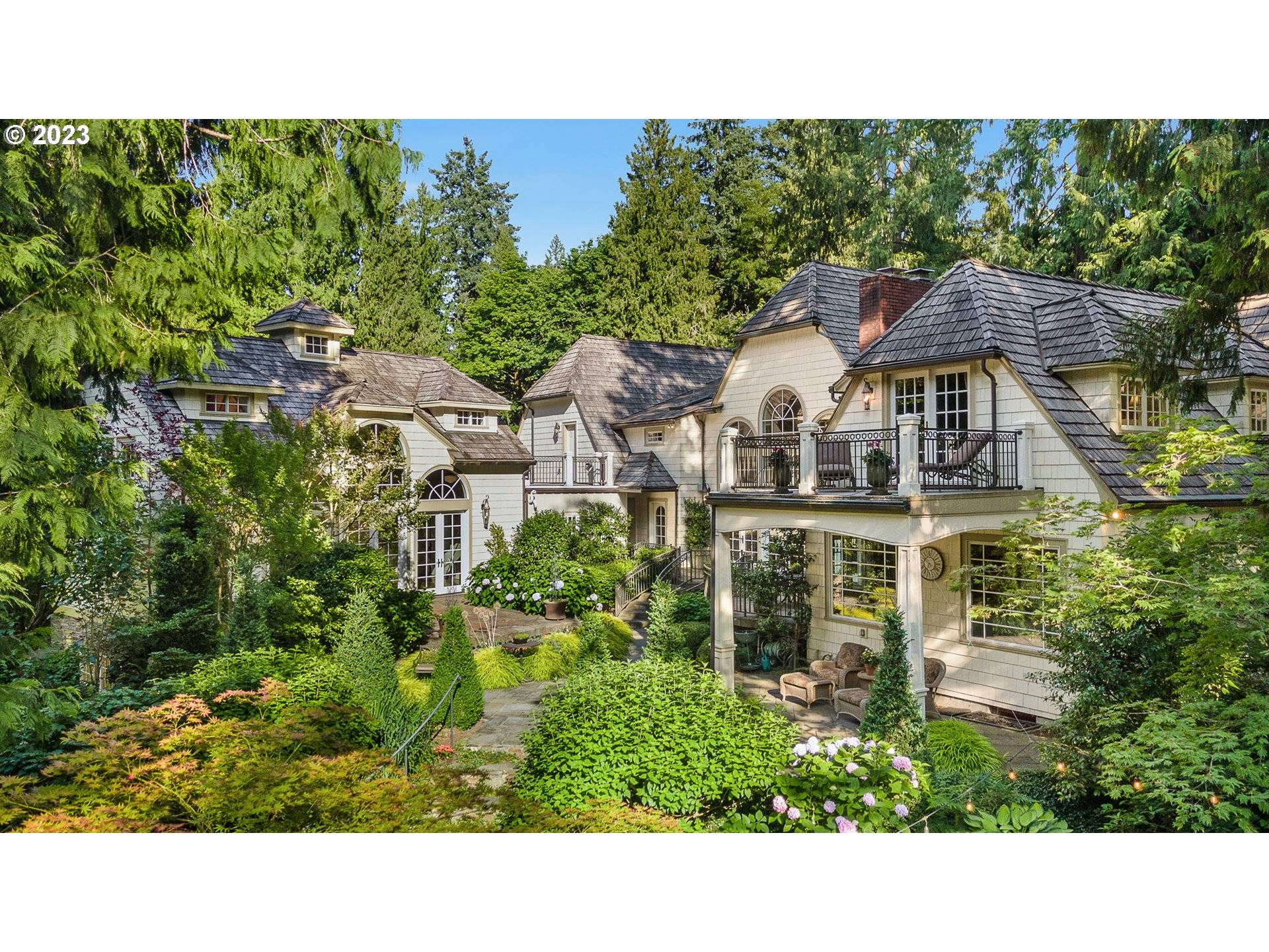 Lake Oswego, OR 97035,3119 DOUGLAS CIR