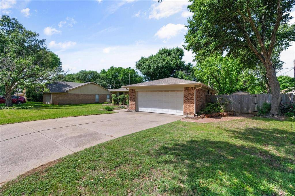 Arlington, TX 76015,2700 Lucas Drive