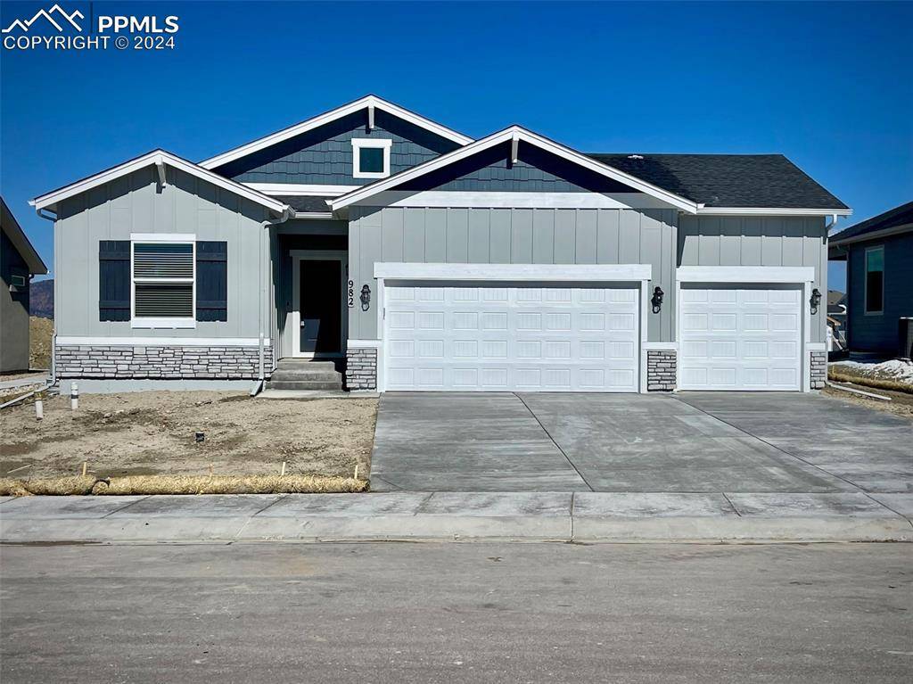 Monument, CO 80132,982 Lone Deer DR