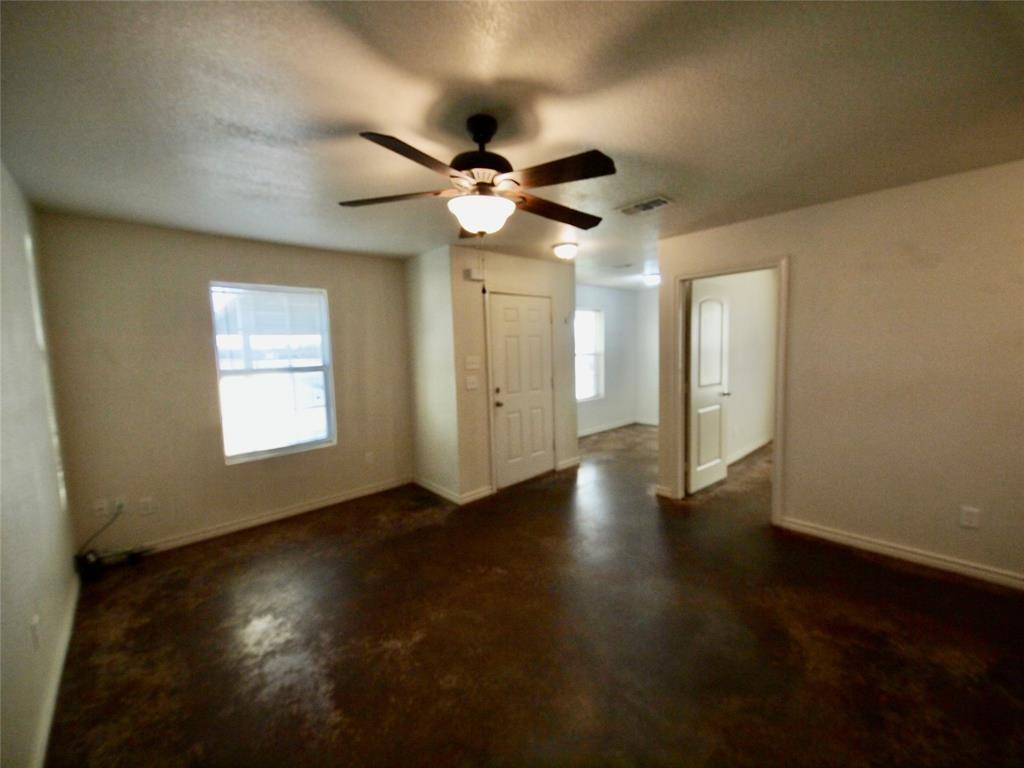 Graham, TX 76450,1525/1527 Old Jacksboro Road #1 & 2