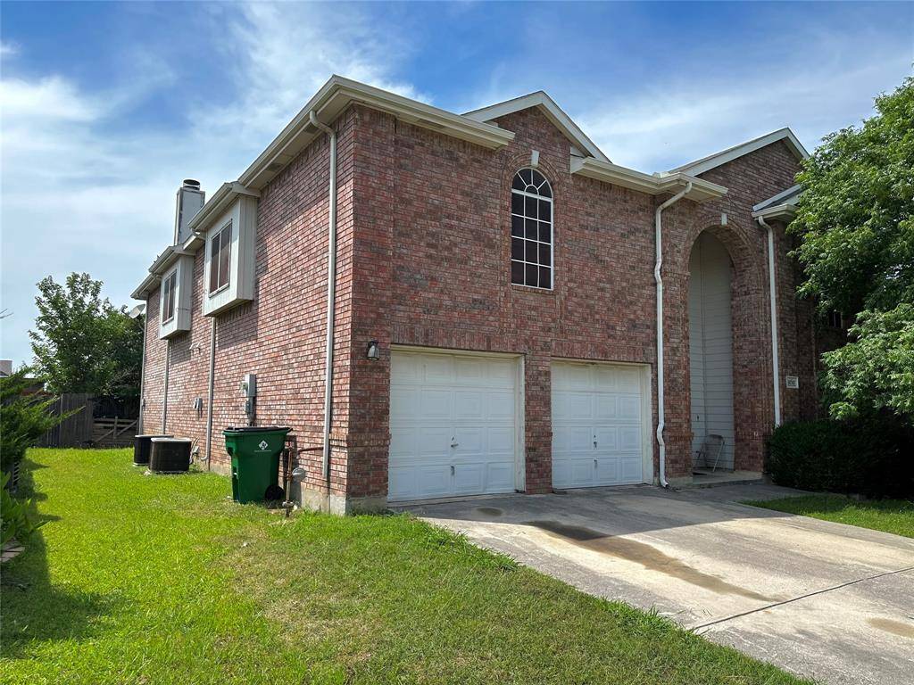 Haltom City, TX 76137,5717 Parkwood Trail