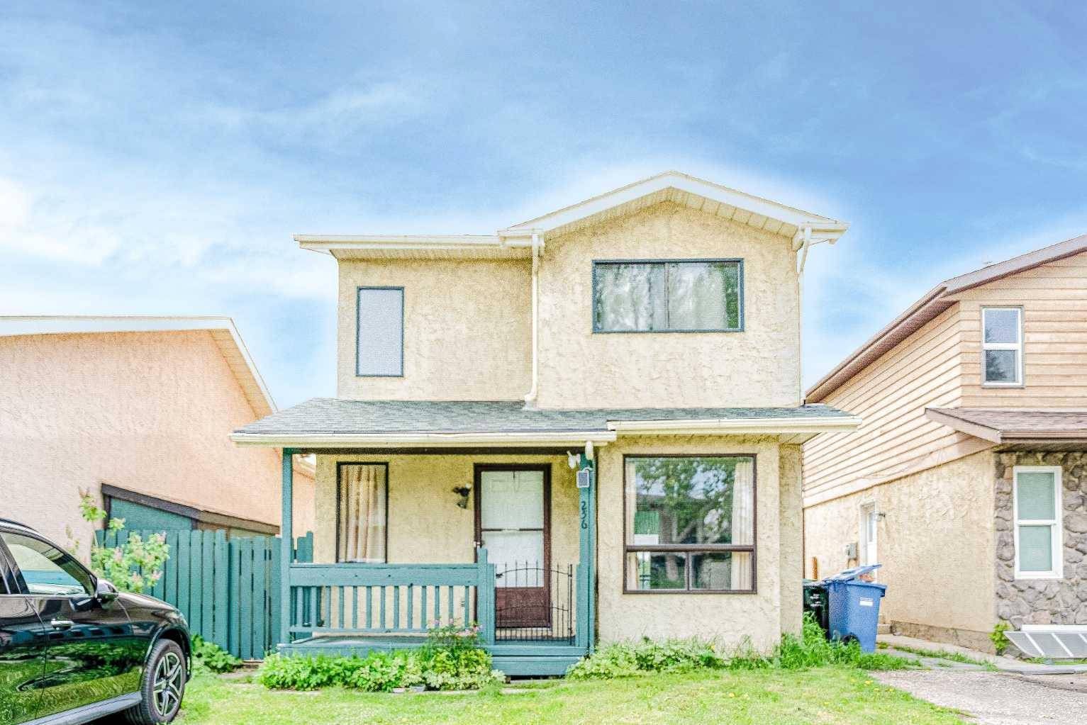 Calgary, AB T2A 6L3,256 Abinger CRES NE