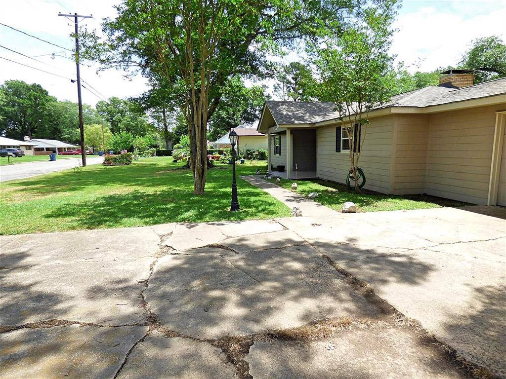 Mount Pleasant, TX 75455,506 E Magnolia