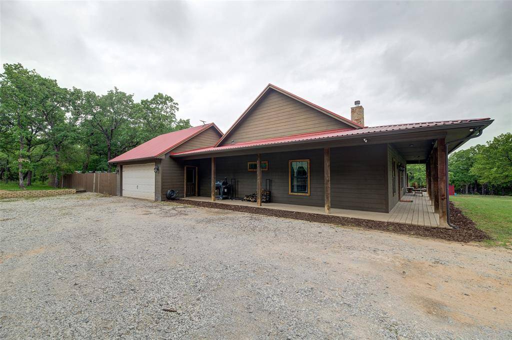 Alvord, TX 76225,447 Private Road 2698