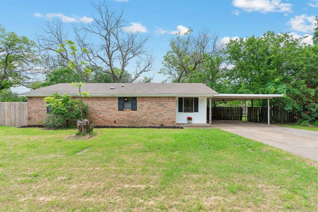 Weatherford, TX 76086,207 W 3rd Street