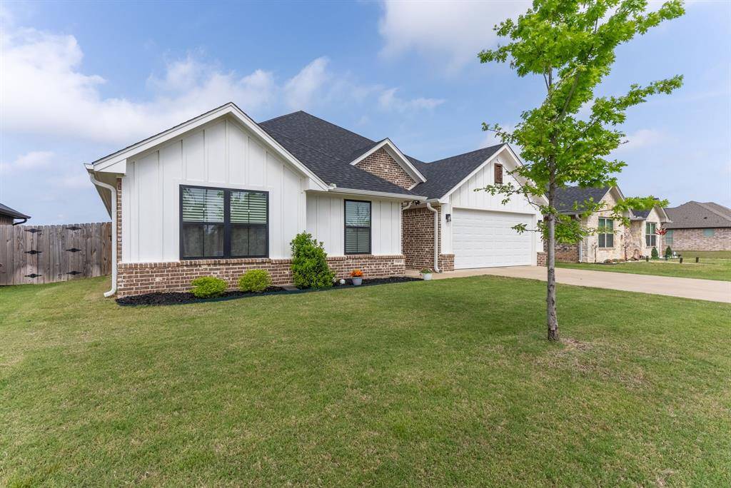 Tyler, TX 75709,11412 Lindsey Garden Drive