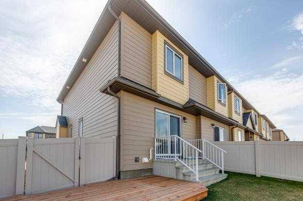 Red Deer, AB T4P 0M8,30 Carleton AVE #901