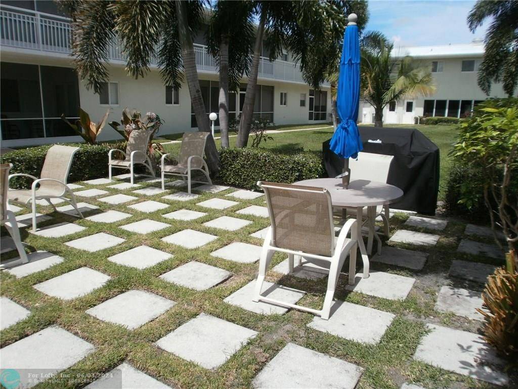 Lighthouse Point, FL 33064,2100 NE 38th St  #231