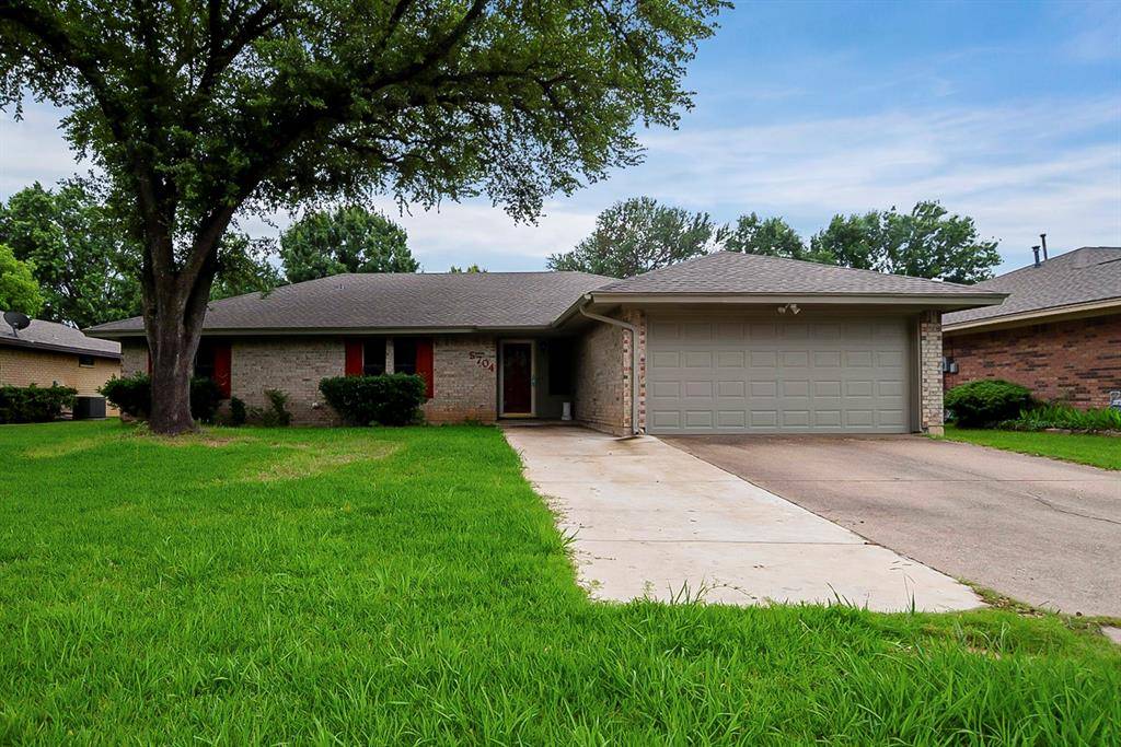 Arlington, TX 76016,5704 Arbor Valley Drive