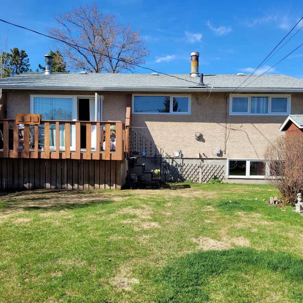 Red Deer, AB T4N 4Y4,17 Fir ST