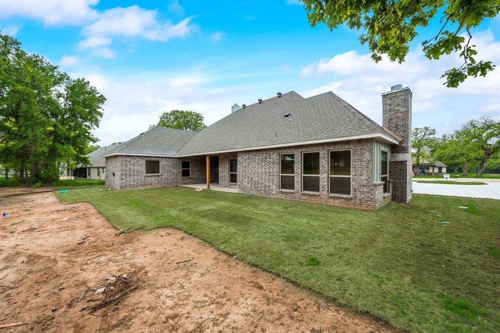 Brock, TX 76087,112 Magnolia Place