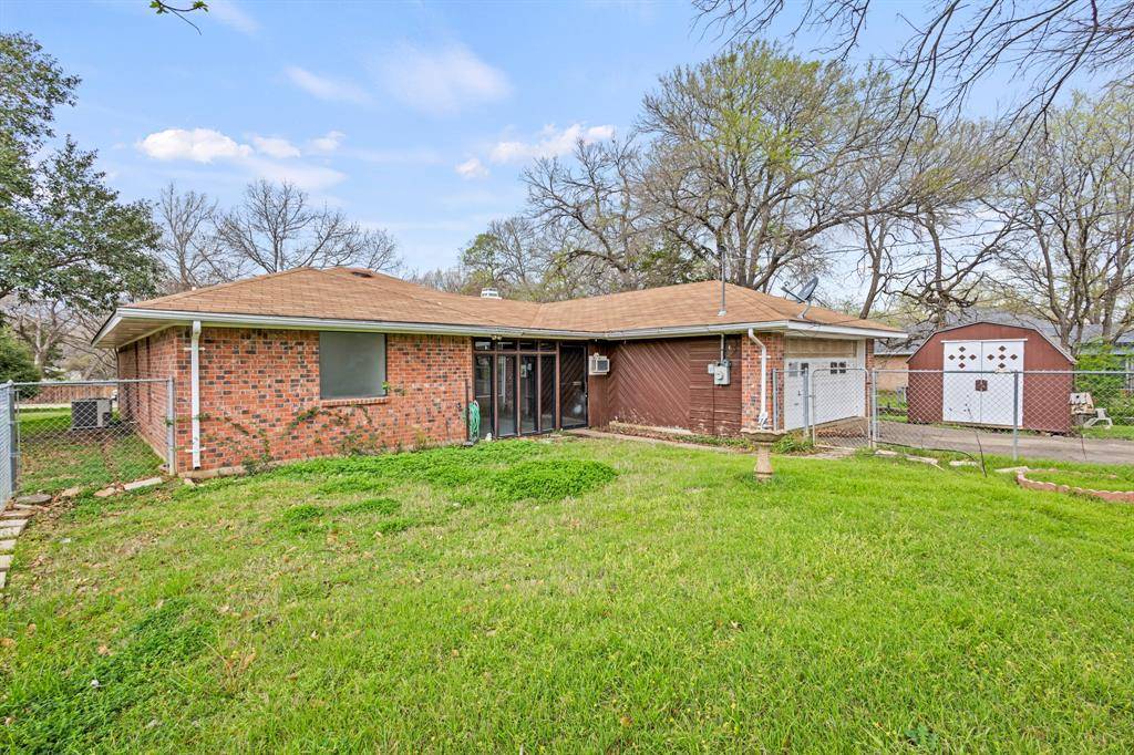 Red Oak, TX 75154,208 Pecan Creek Street