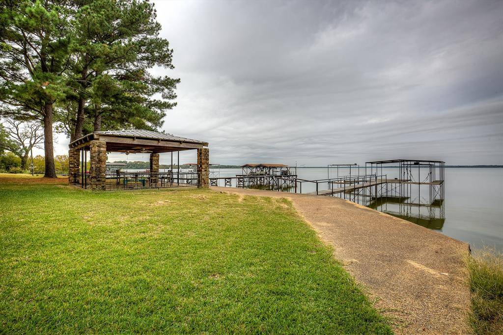 Quinlan, TX 75474,10841 Lakeside Drive