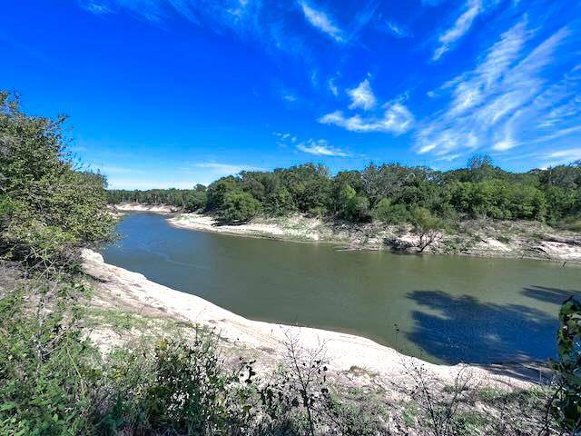 Athens, TX 75832,1500 Private Road 8496