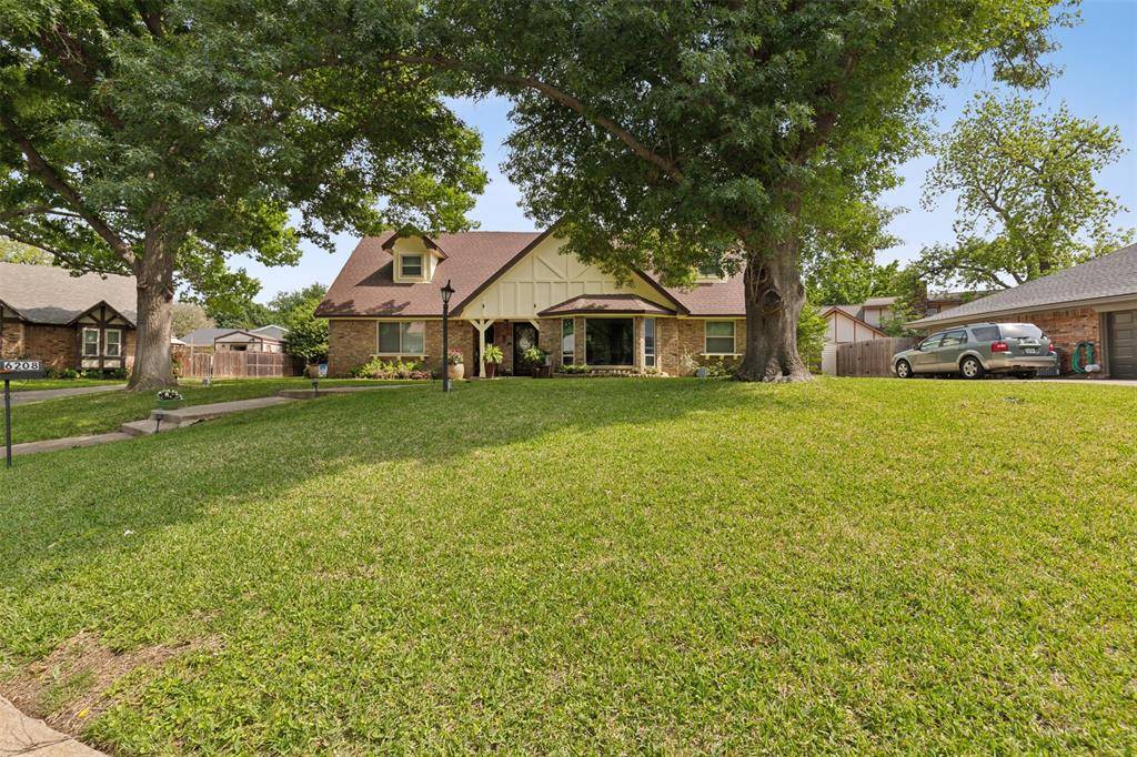 North Richland Hills, TX 76180,6208 Glengarry Court