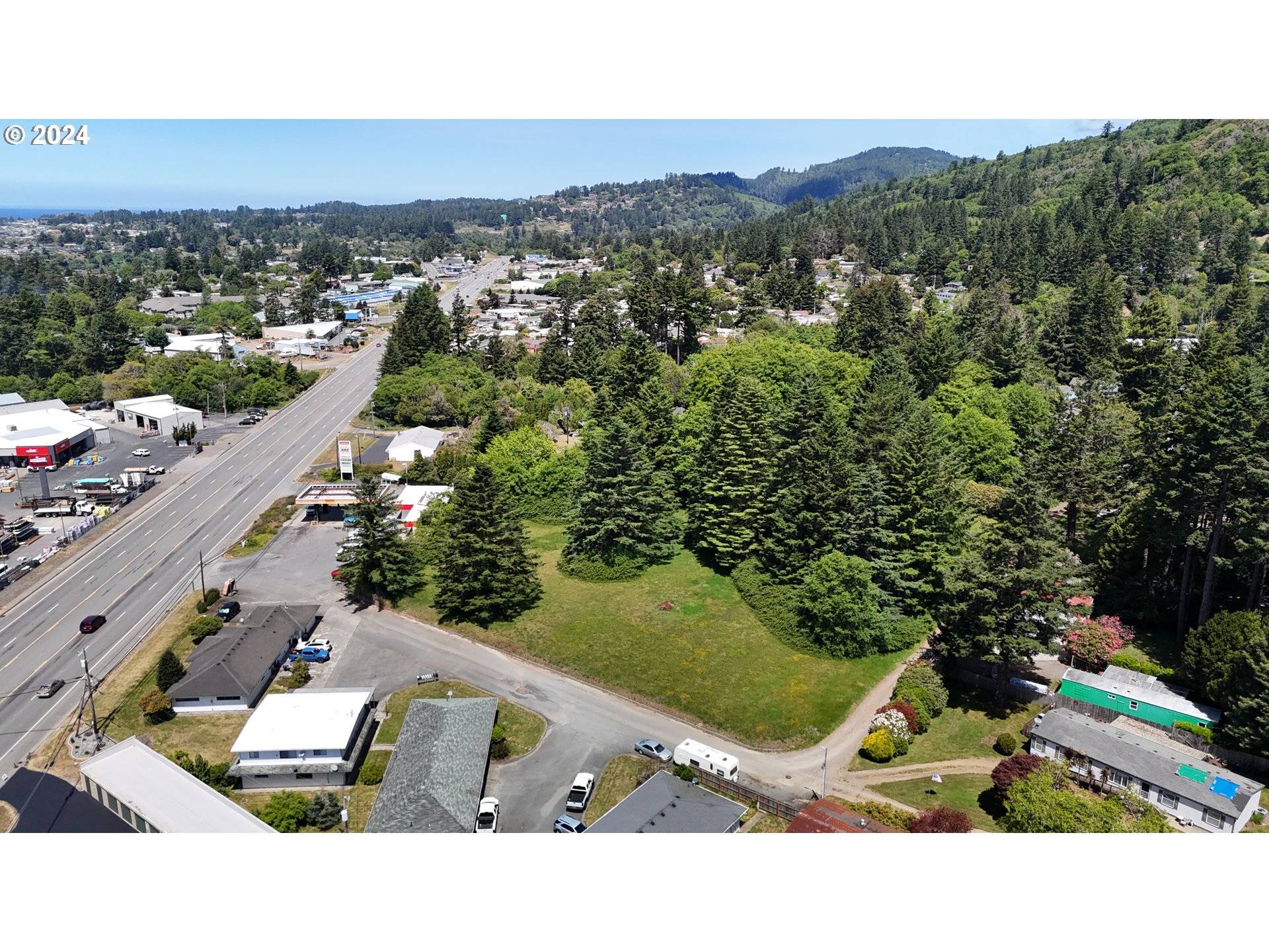 Brookings, OR 97415,00 S HWY 101 Sherwood Ln