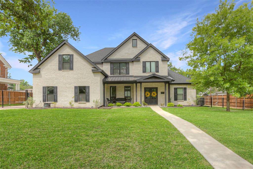 Fort Worth, TX 76110,2722 5th Avenue