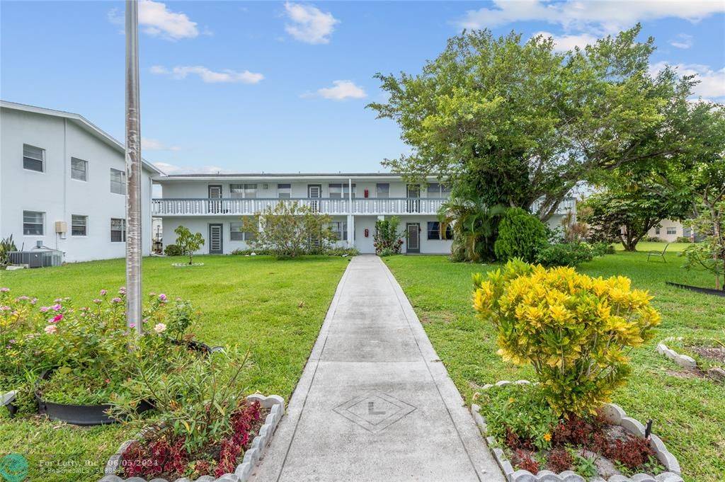 Deerfield Beach, FL 33442,265 Farnham L  #265