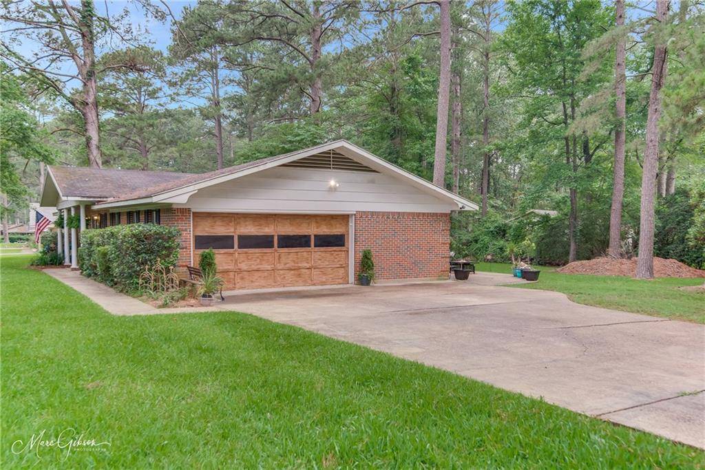 Haughton, LA 71037,224 Pine Lake Drive