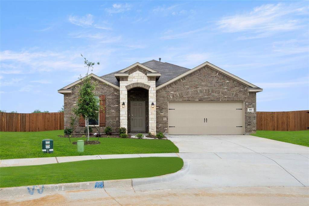 Cleburne, TX 76033,401 Choctaw Drive