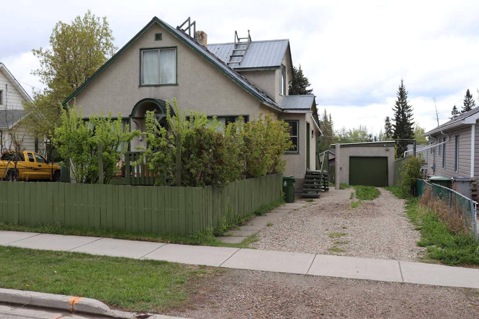 Edson, AB T7E 1C6,4723 5 Avenue