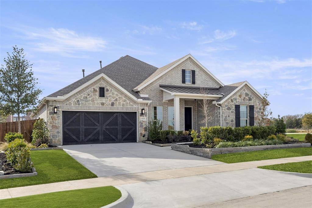 Waxahachie, TX 75165,608 Majestic Oak Lane