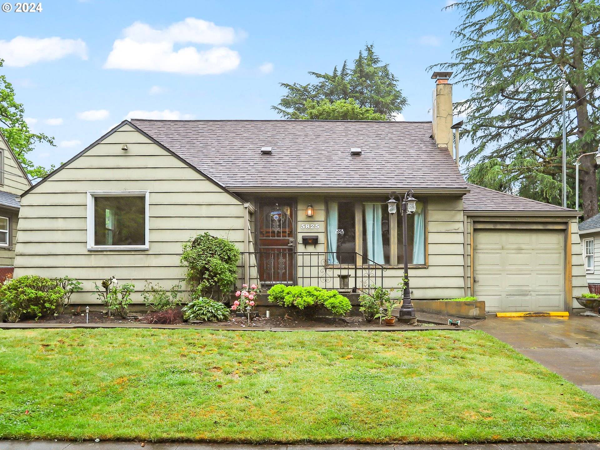 Portland, OR 97202,5825 SE 22ND AVE