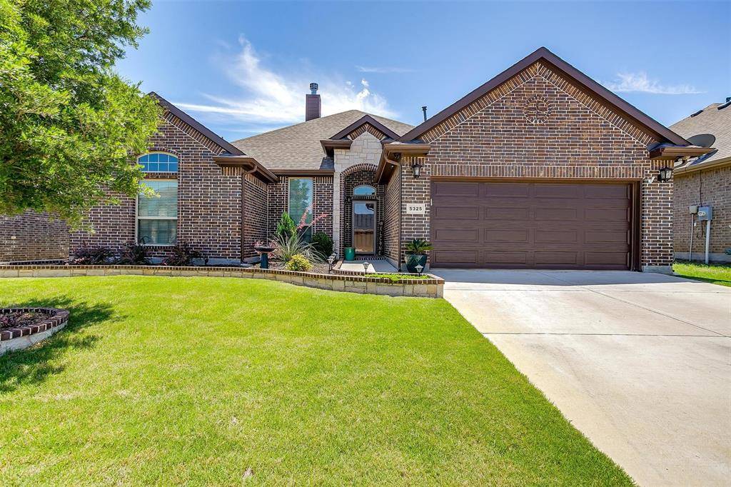 Fort Worth, TX 76179,5325 Rye Drive