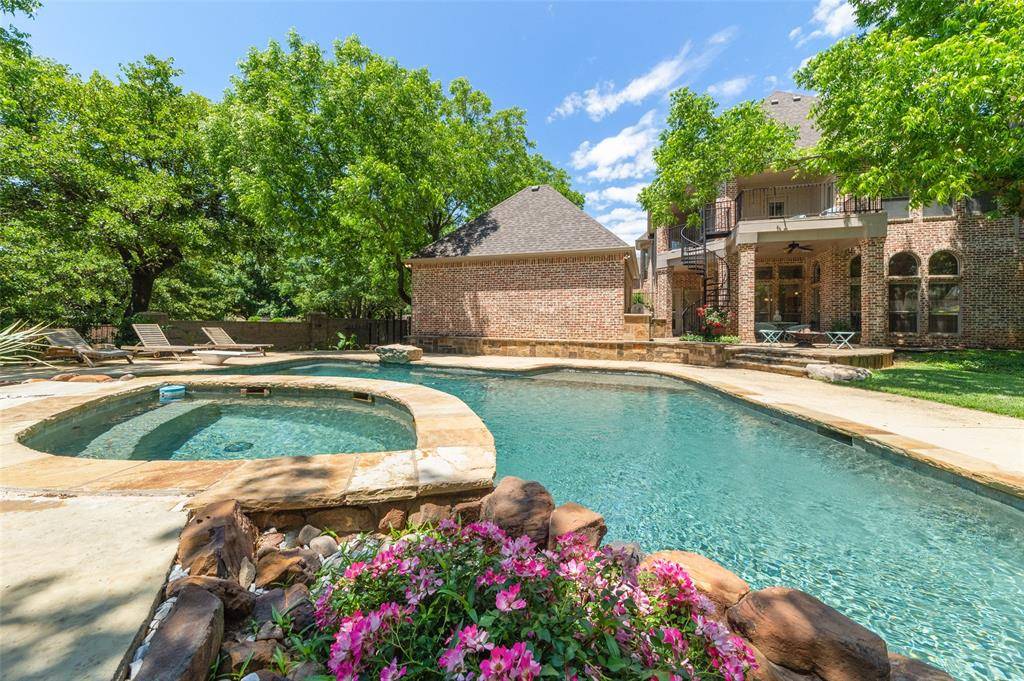 Southlake, TX 76092,1401 Vino Blanc Court