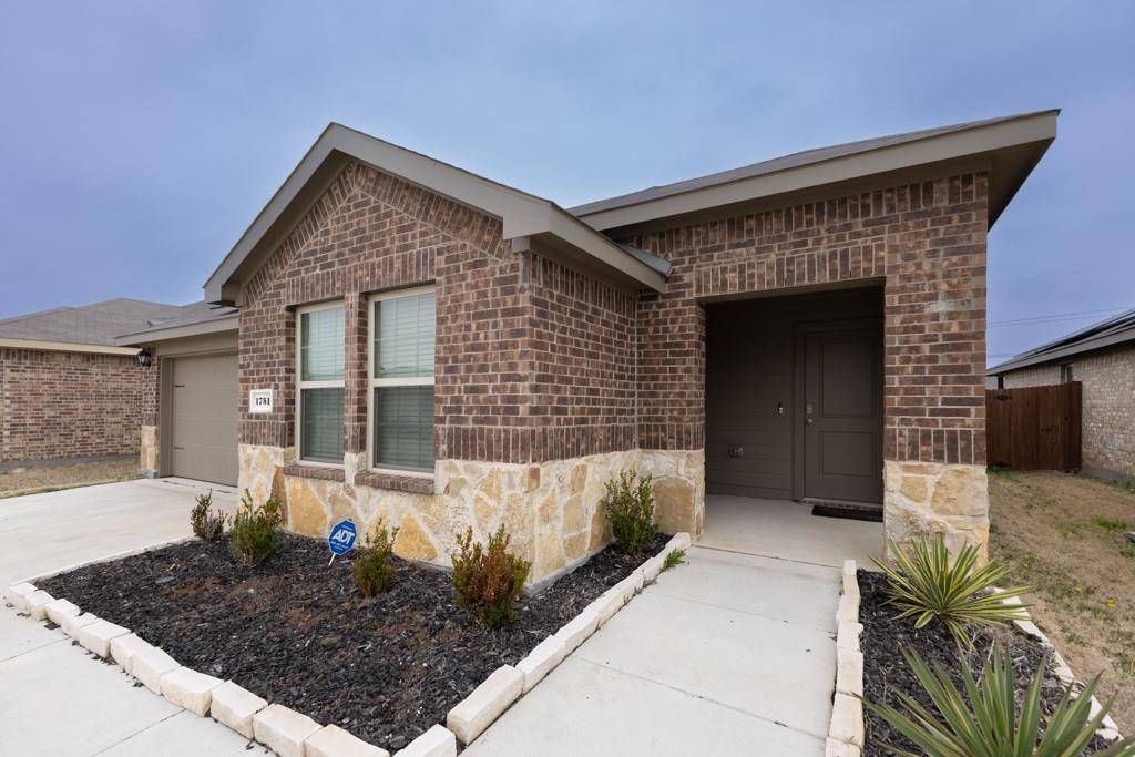 Lancaster, TX 75146,1751 Duskwood Drive