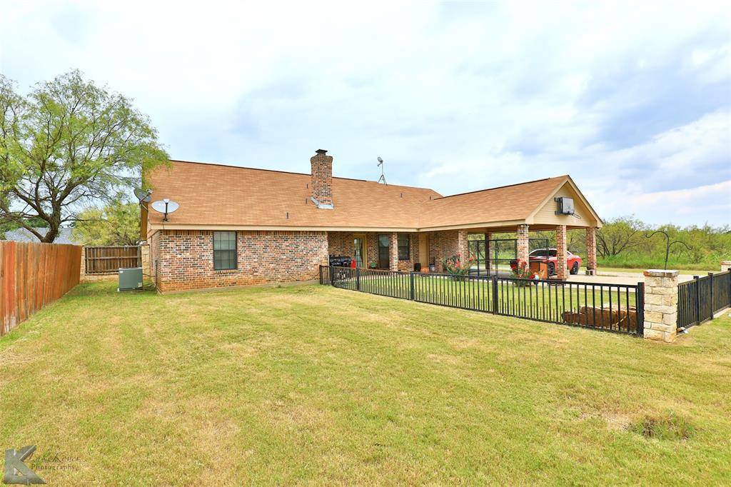 Clyde, TX 79510,1109 Woodland Drive