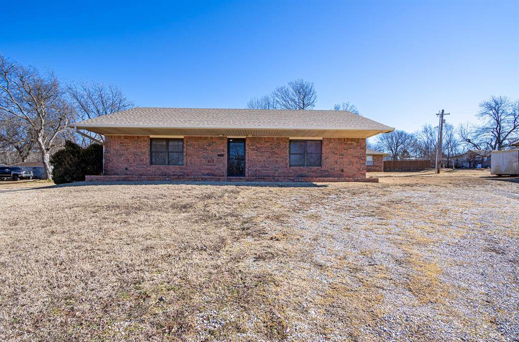 Wanette, OK 74878,314 N Clarady Street