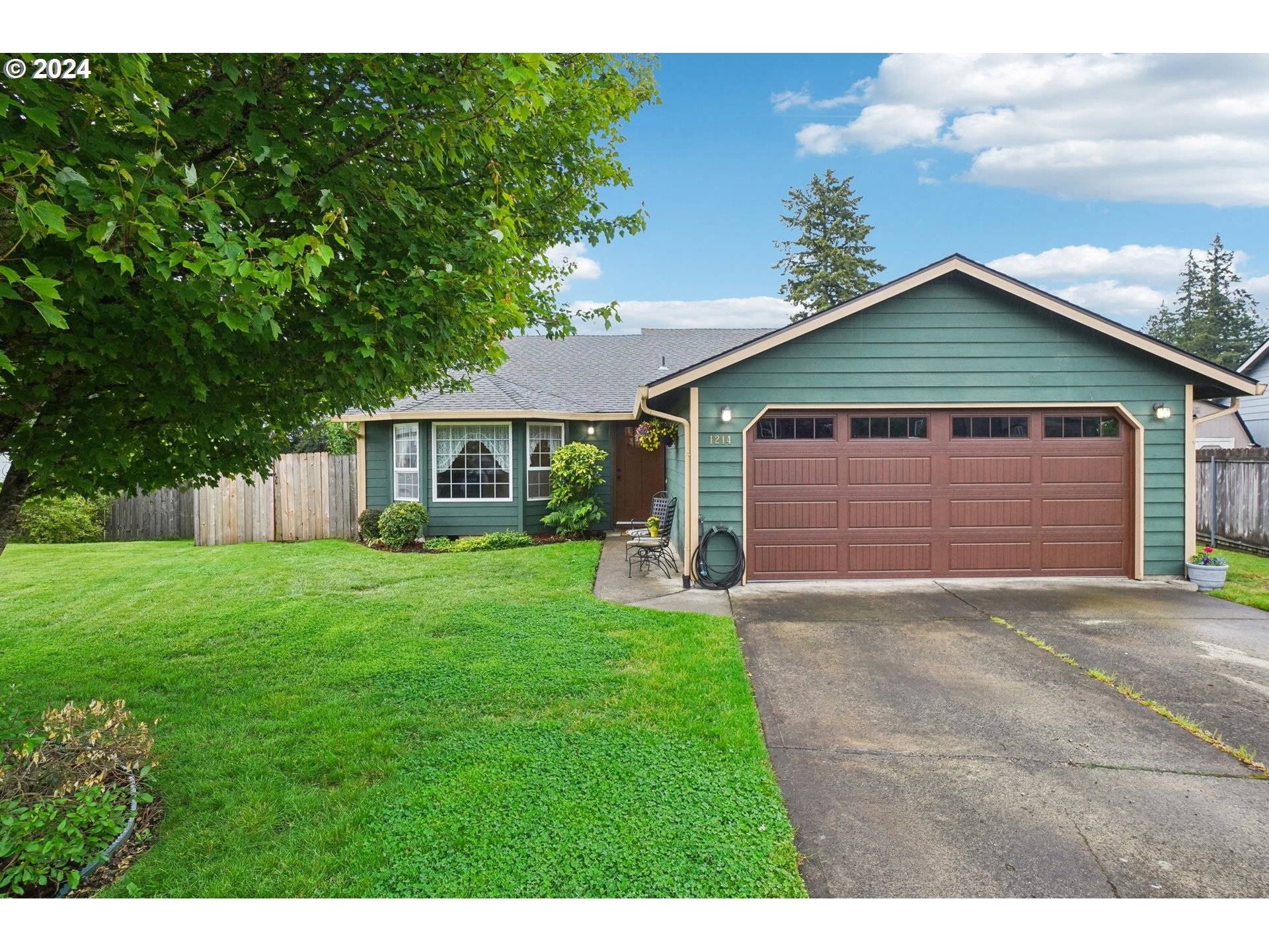 Camas, WA 98607,1214 NW 25TH CIR