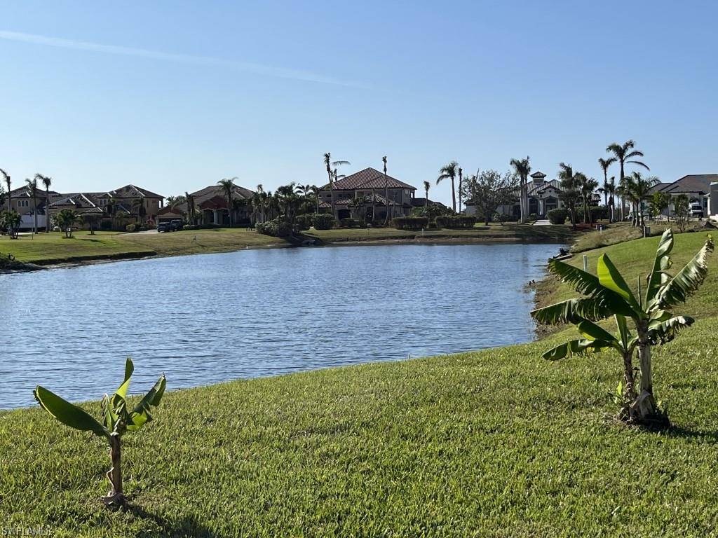 916 Cape Estates CIR, Cape Coral, FL 33993