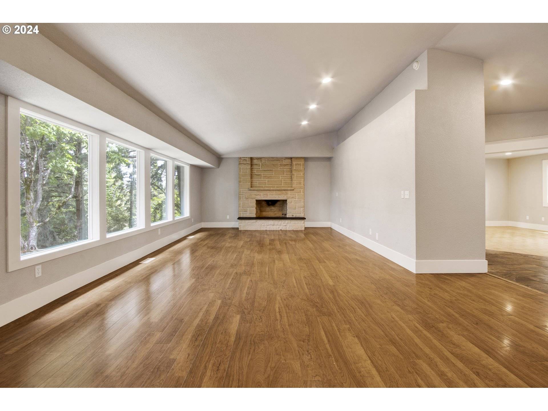740 NW ELEVEN MILE CT, Gresham, OR 97030