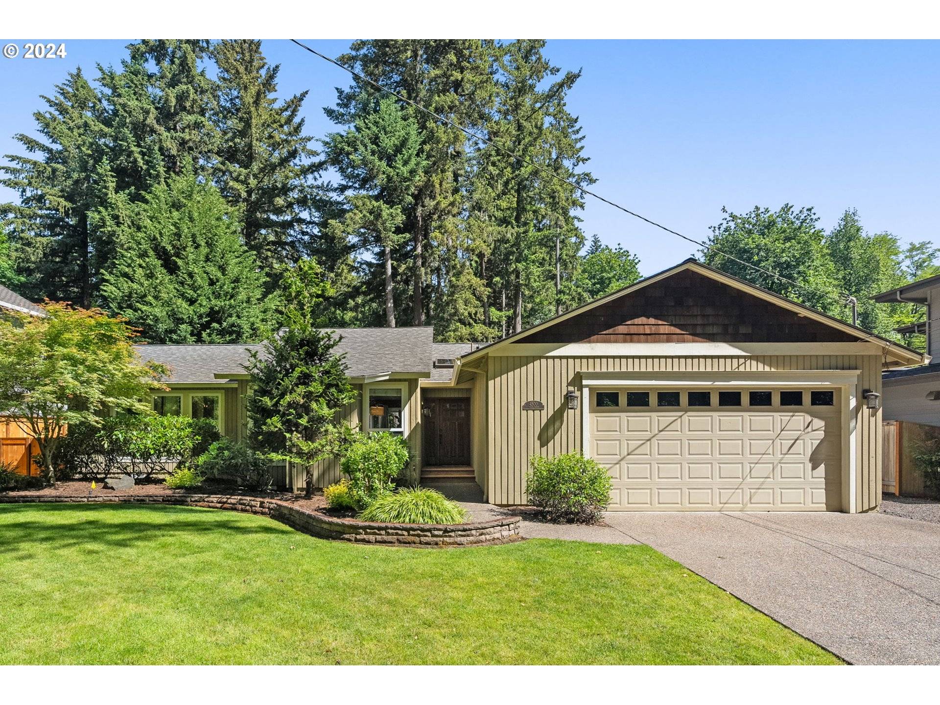 Lake Oswego, OR 97035,4500 WEST RD