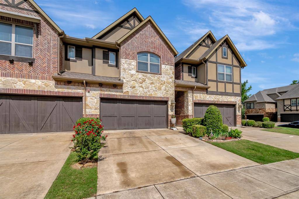 Euless, TX 76039,912 Brook Forest Lane