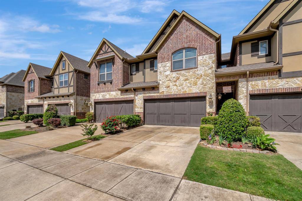 Euless, TX 76039,912 Brook Forest Lane