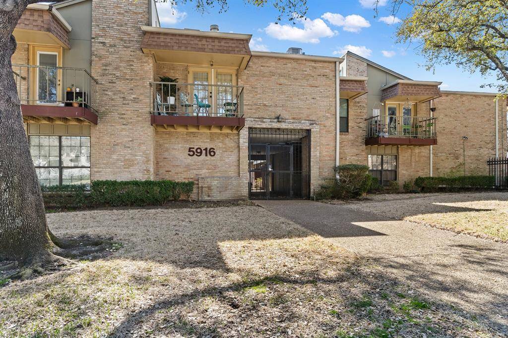 Dallas, TX 75206,5916 Birchbrook Drive #225