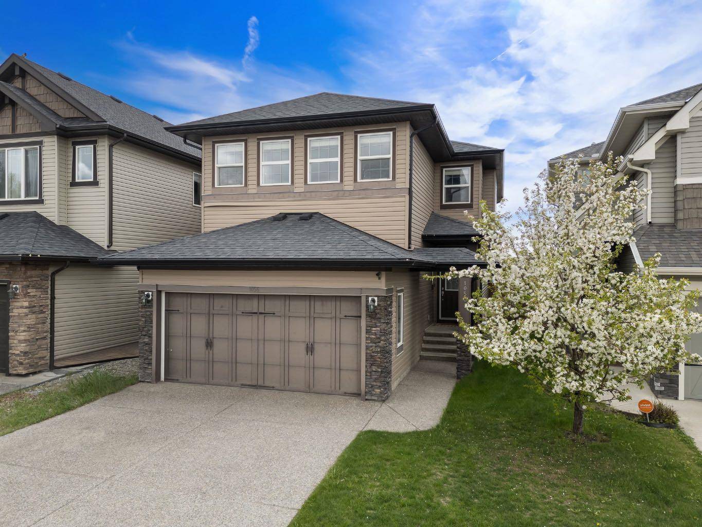 Airdrie, AB T4B 3R6,1056 Hillcrest LN SW