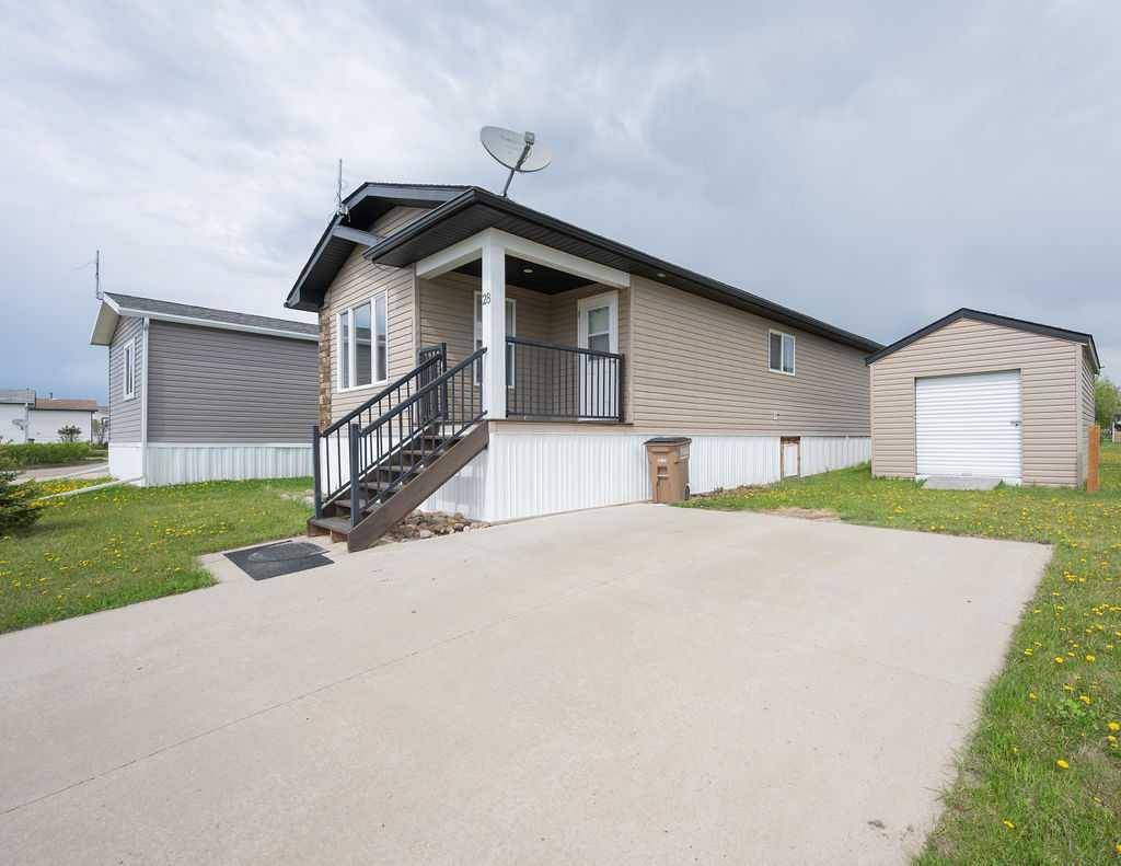 Athabasca, AB T9S 1T4,28 Aspen DR