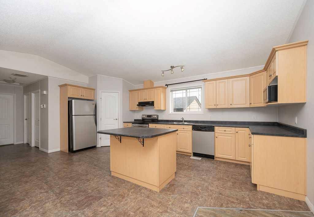 Athabasca, AB T9S 1T4,28 Aspen DR